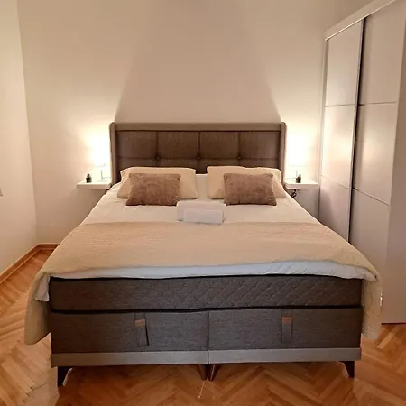 Kolakovic Apartment